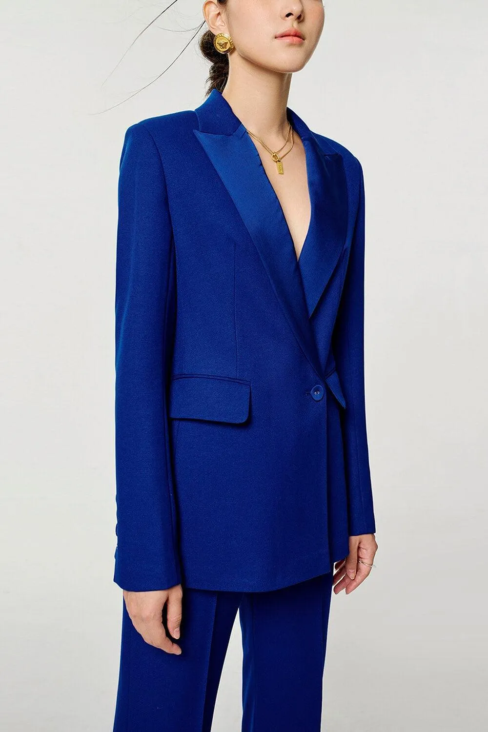 Icons Structured Long Sleeved Wool Blend Blazer