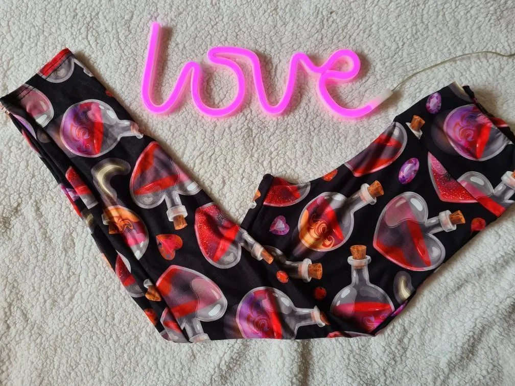 Love Potion - High-quality Handcrafted Vibrant Leggings