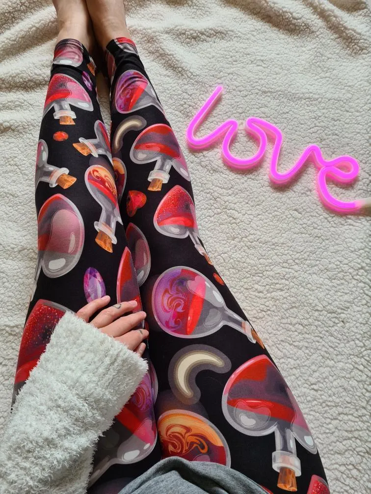 Love Potion - High-quality Handcrafted Vibrant Leggings